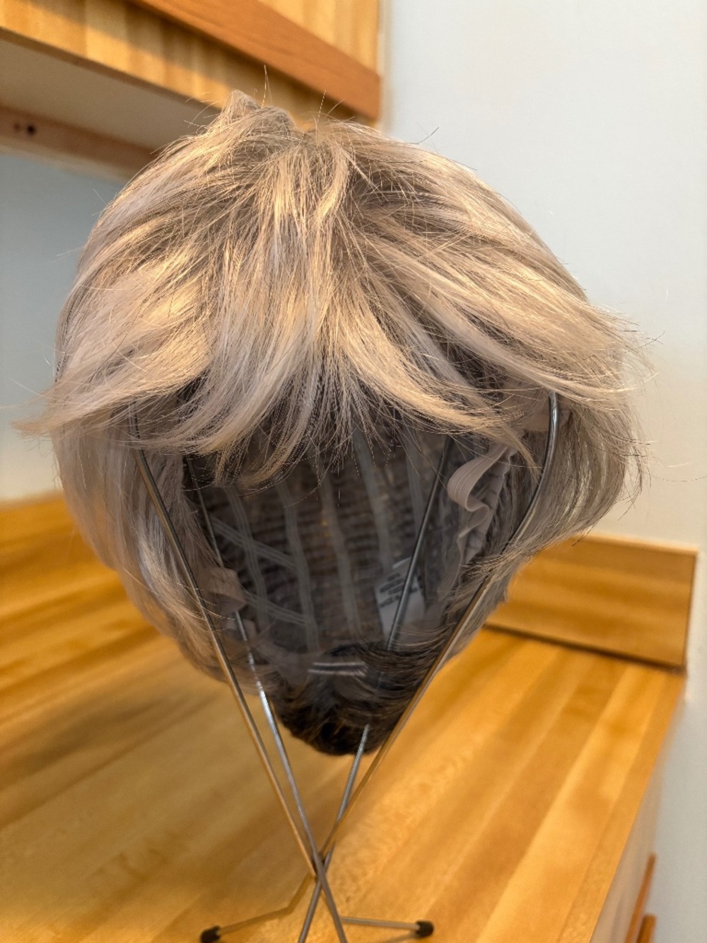 Wig. Raquel Welch.